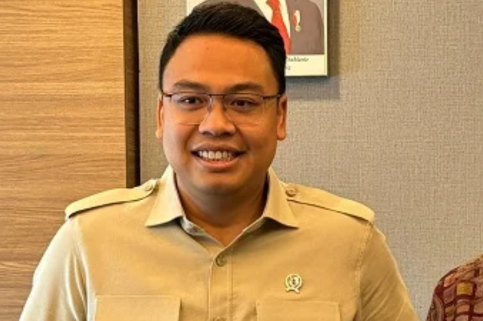 Wakil Menteri (Wamen) Komunikasi dan Digital (Komdigi) RI Angga Raka Prabowo. (Dok. komdigi.go.id)

