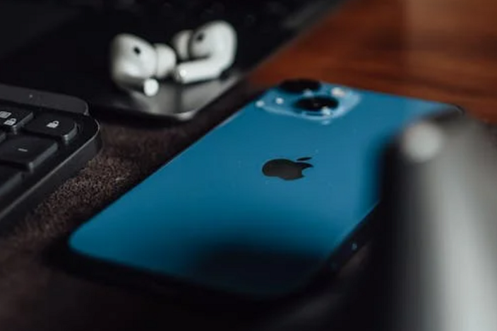 iPhone. (Pexels.com/Douglas Mendes
Douglas Mendes)

